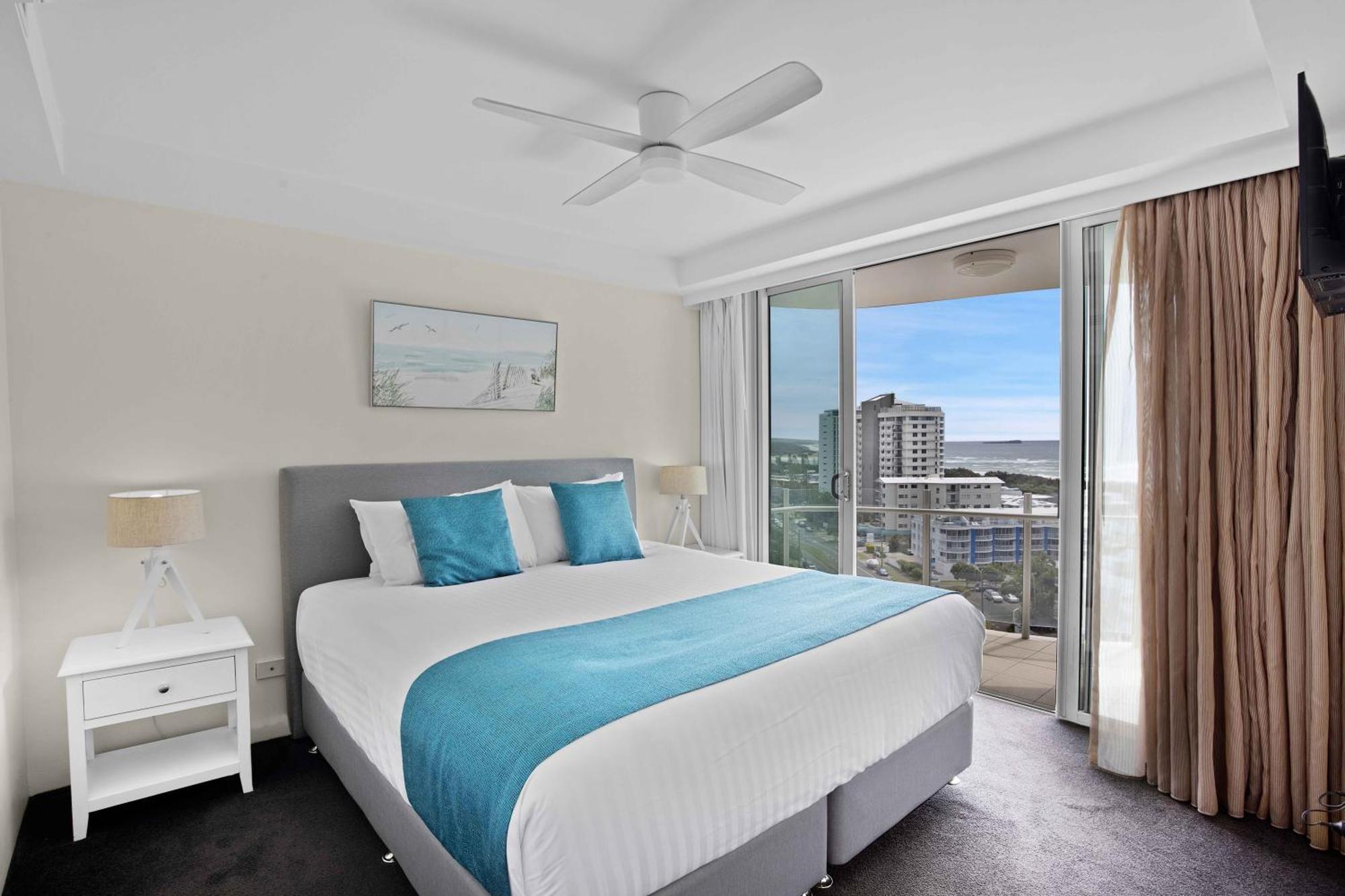 Aqua Vista Resort Maroochydore Oda fotoğraf