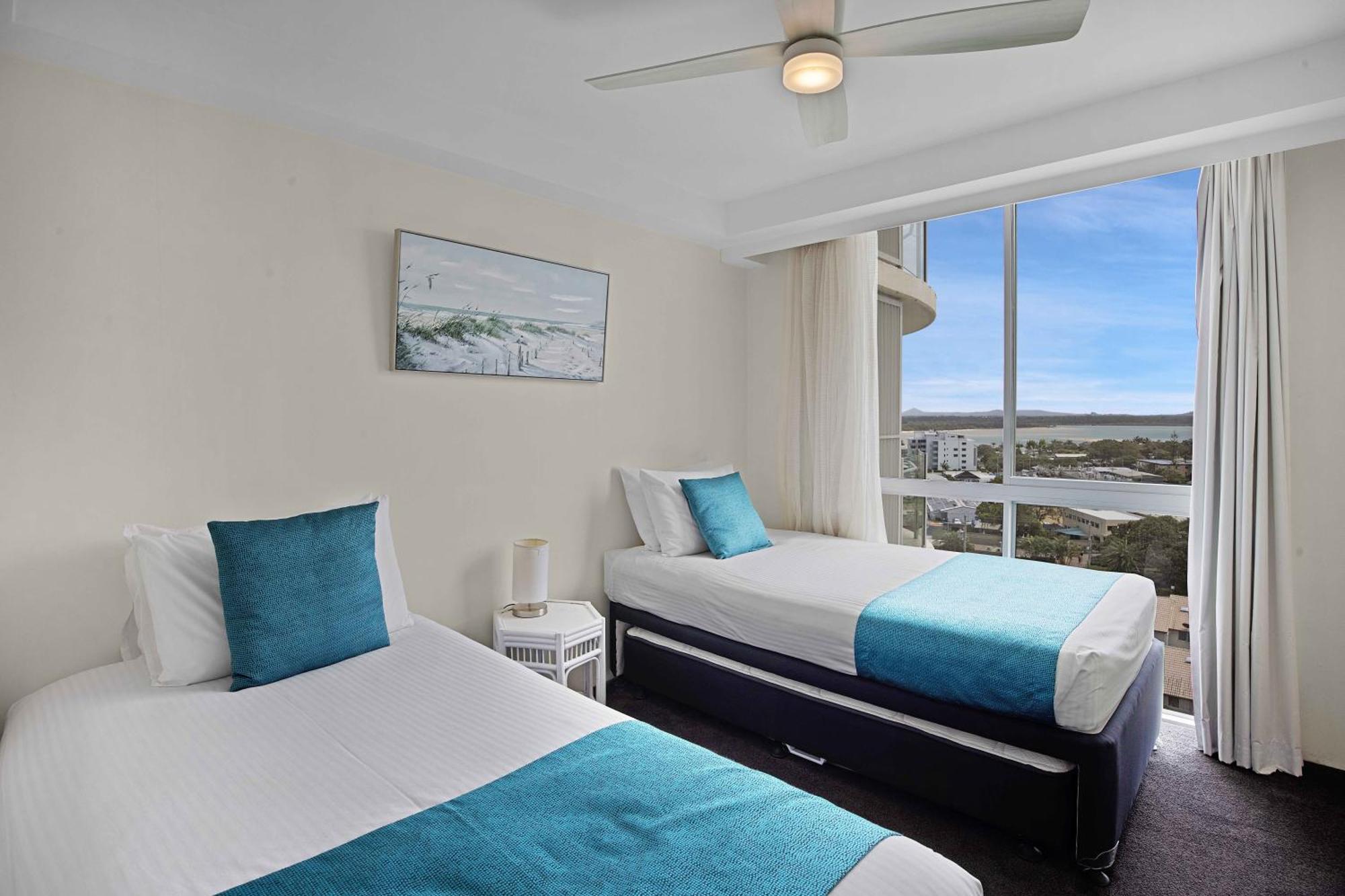 Aqua Vista Resort Maroochydore Oda fotoğraf